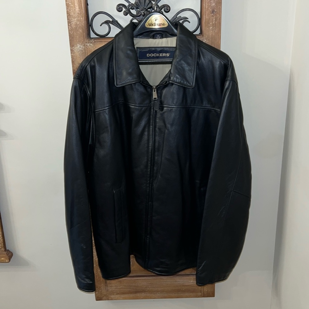 Docker’s black leather jacket